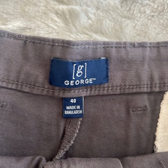 NWT George Mens Stretch At-The-Knee Flat Front Chino Shorts Grey Size 40 - Picture 2 of 6